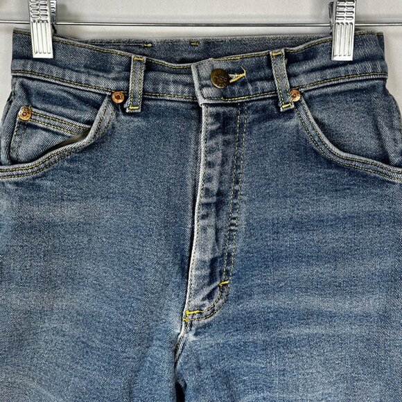 Lee High Waisted Denim Shorts Womens Size 8 Raw Hem - Picture 3 of 9